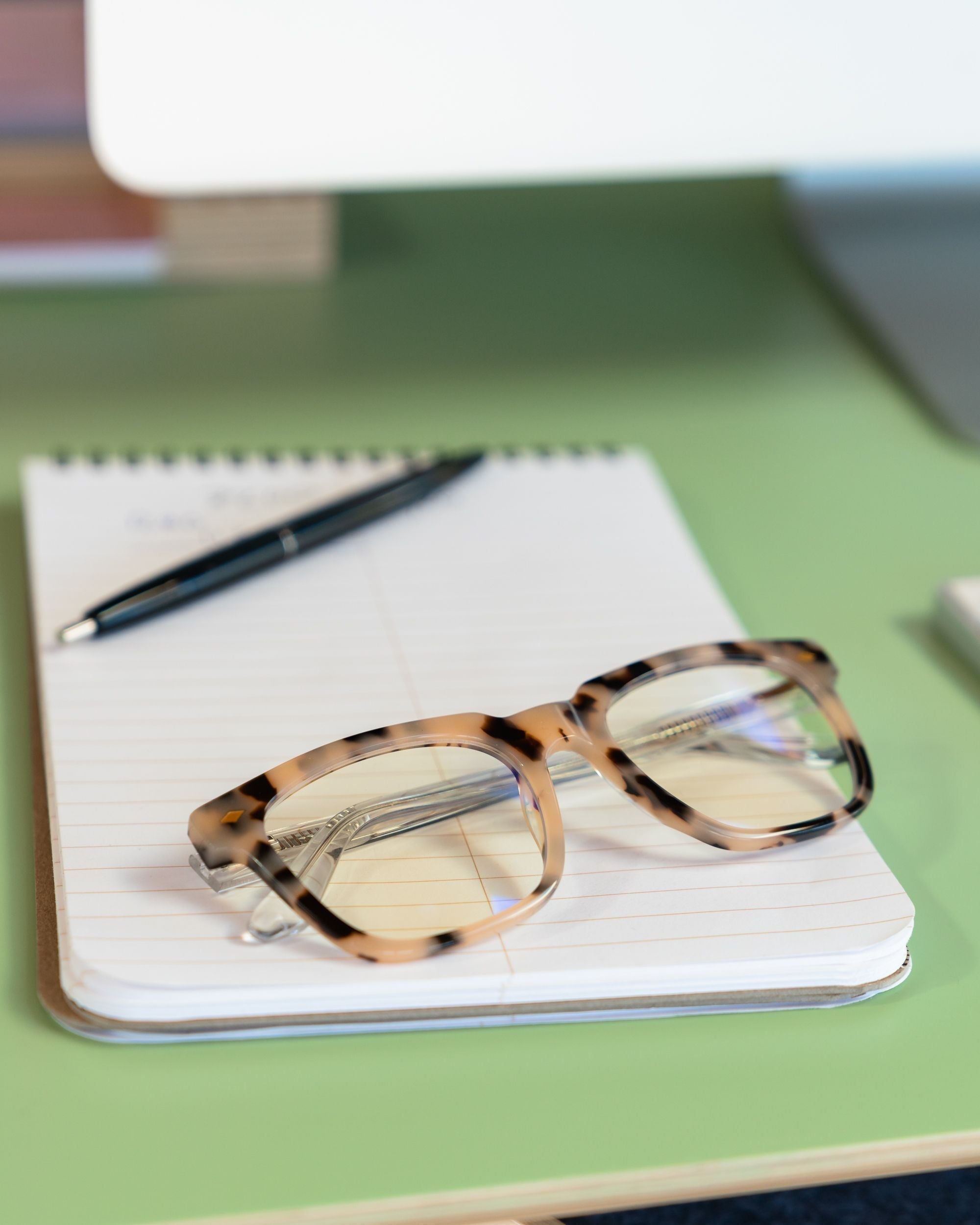 Arial Readers with Blue Light Protection